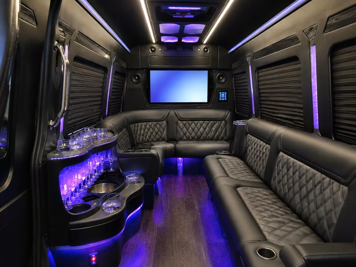 airport transfers and hotel shuttles for edmond wedding weekends