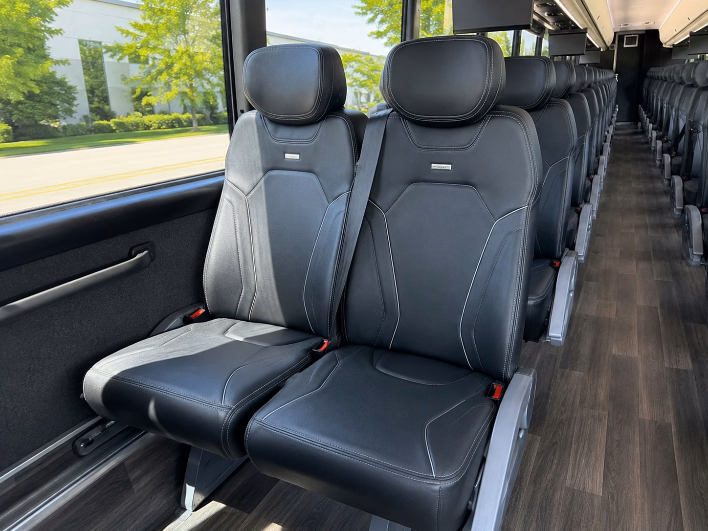 charter buses for large edmond weddings with out of town guests