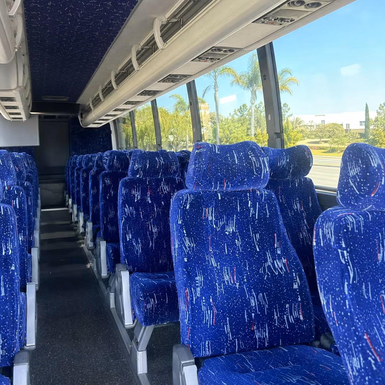 charter buses to the oklahoma city zoo and botanical garden from edmond schools