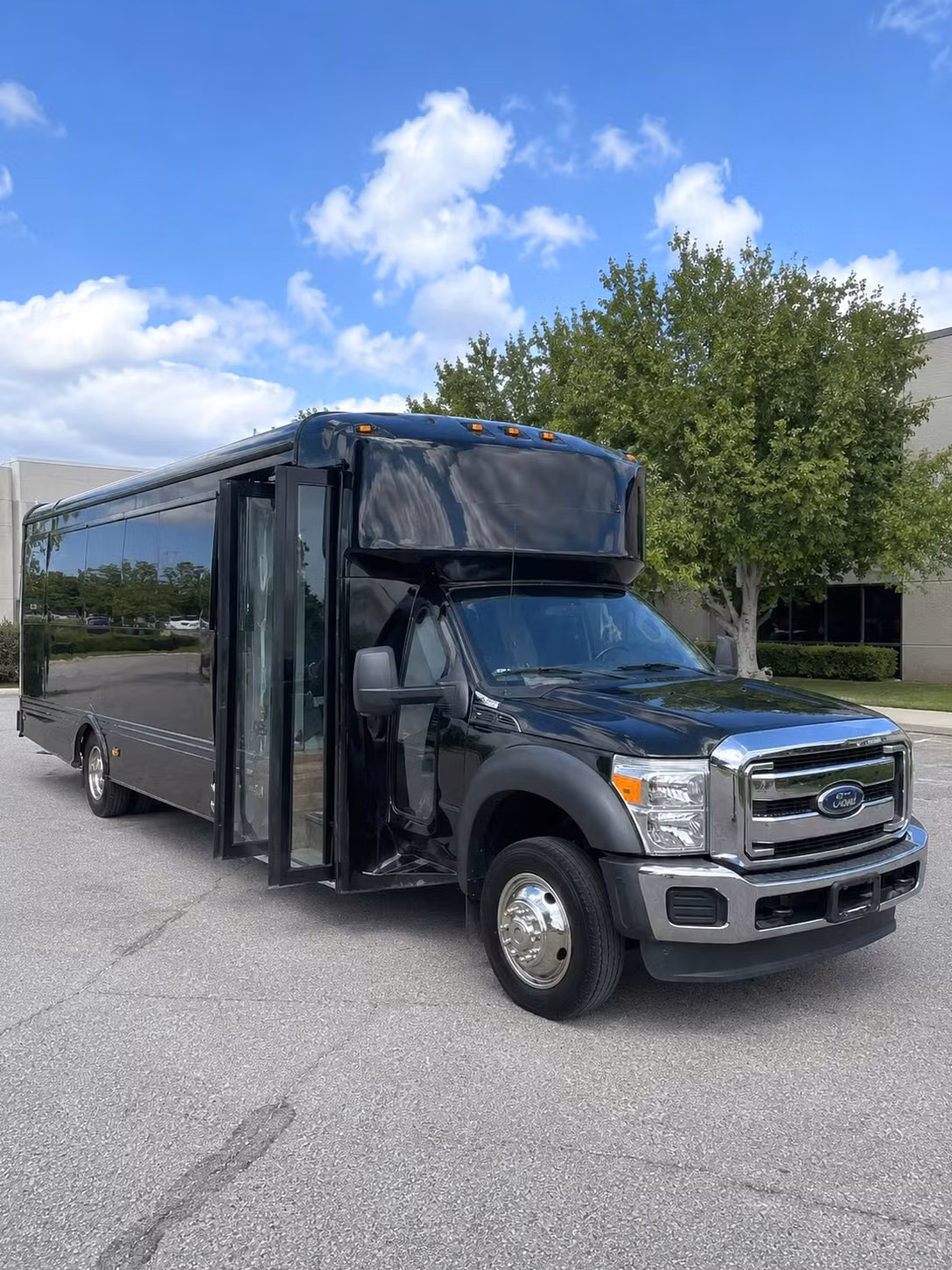 party bus rentals for bachelorette parties and birthdays in edmond
