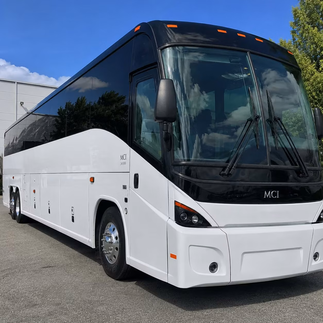 why edmond s fastest growing companies trust employee shuttle services to keep teams moving